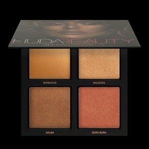 COPY - Huda Beauty 3D highlighter palette